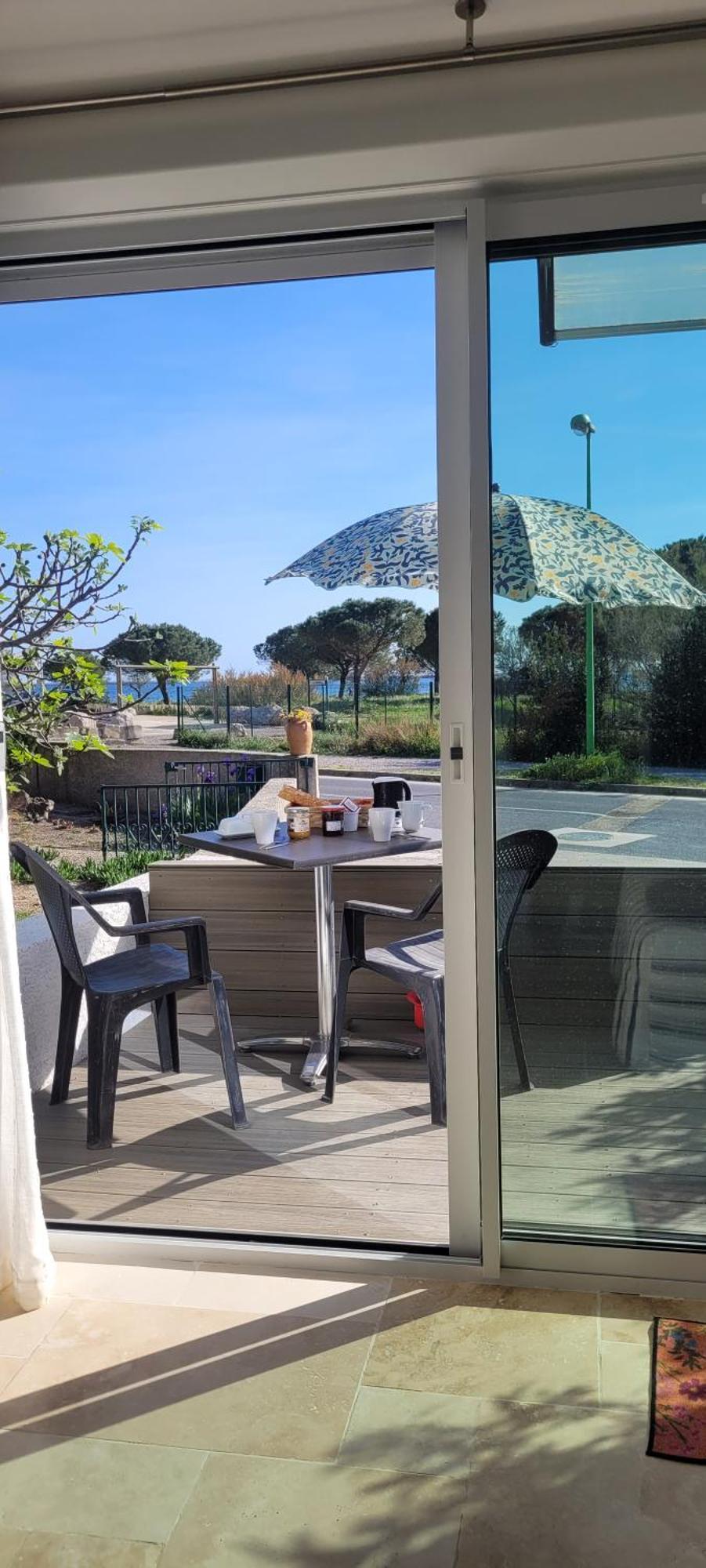 Вилла Meze Avec Vue Face A L'Etang Экстерьер фото